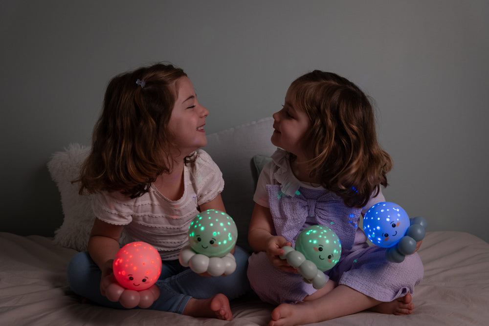 Cloud B Twinkles to Go Octo Nightlight Projector - Soft Pink