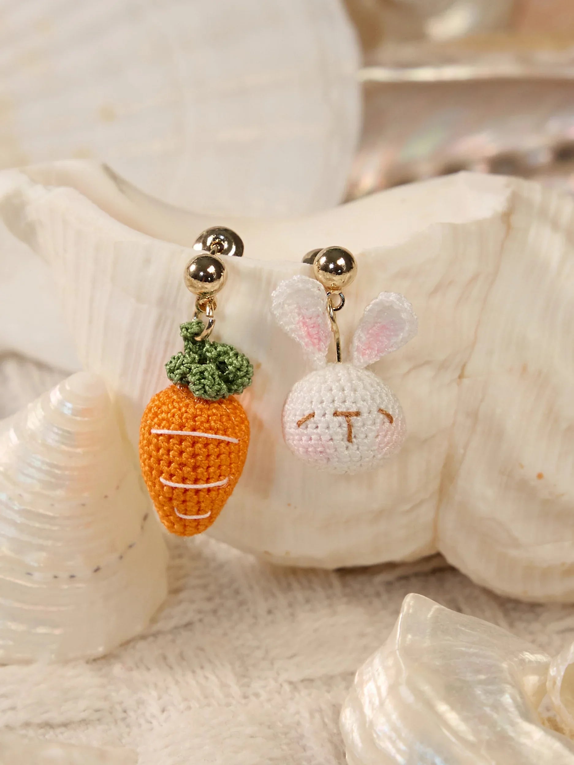 Hoppy Bunny Micro Earrings
