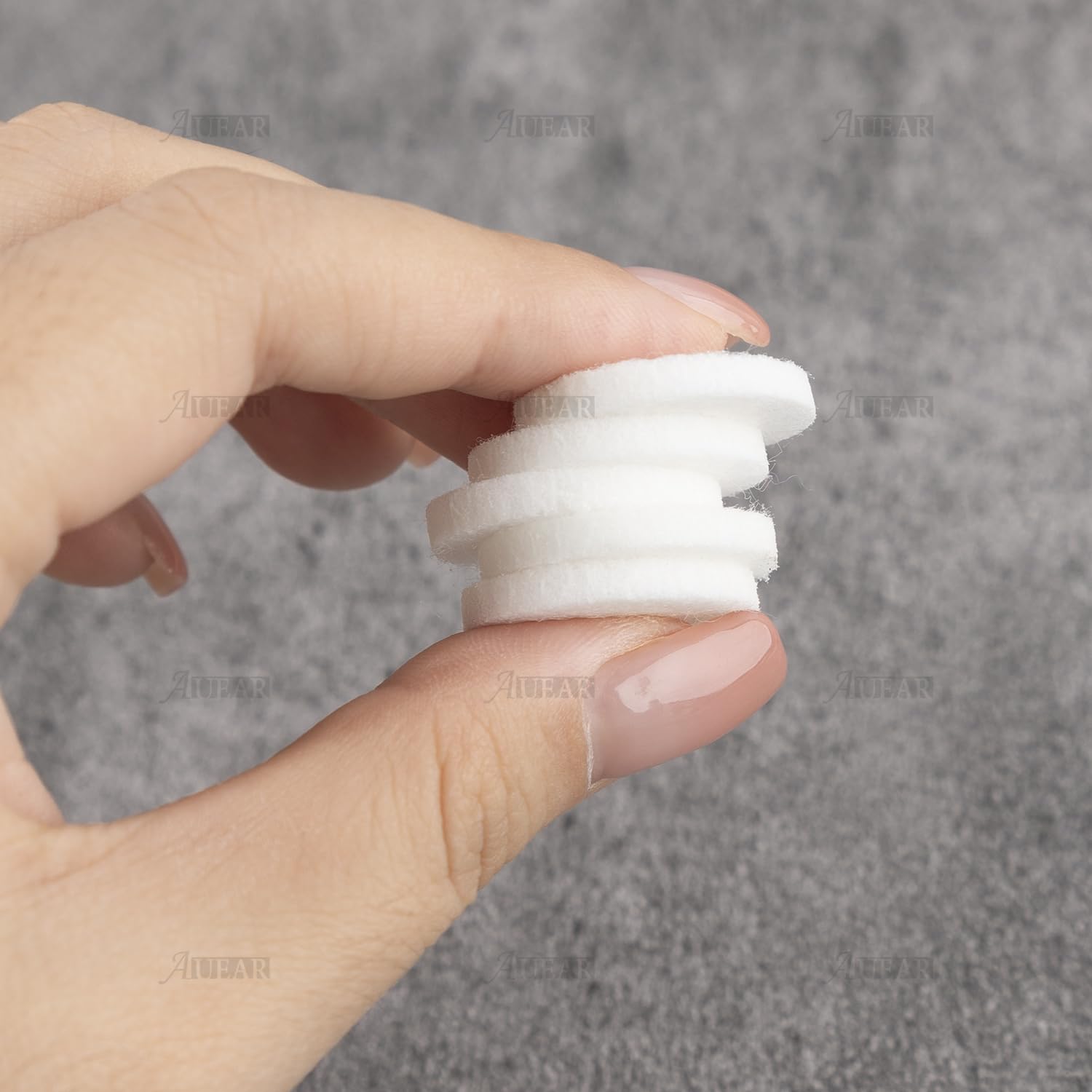 AUEAR 100-Pack White Round Mini Diffuser Refill Pads for Necklace Pendant