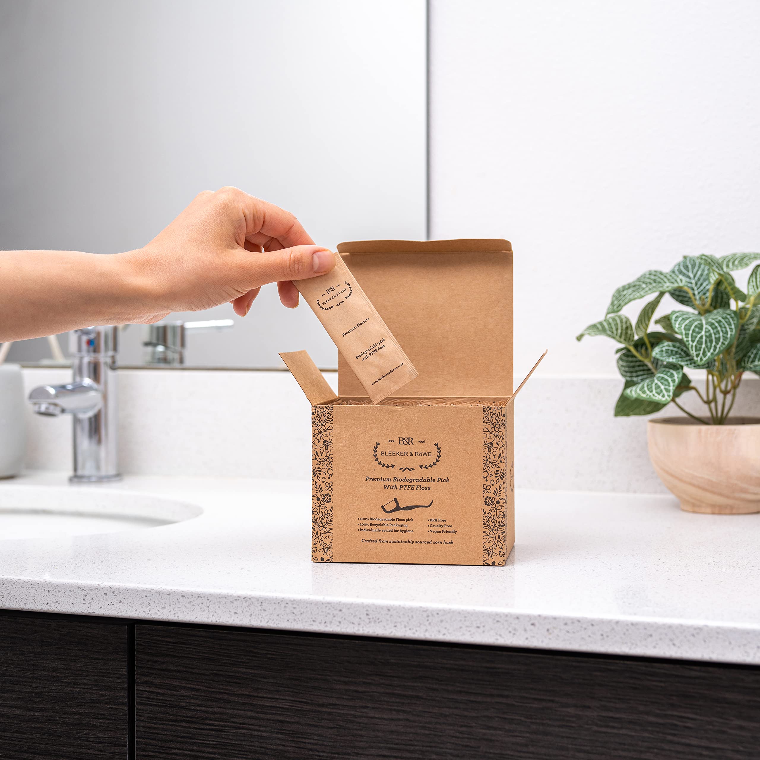 Bleeker and Rowe Biodegradable Floss Picks - Eco-Friendly PTFE Flossers 150 Pack