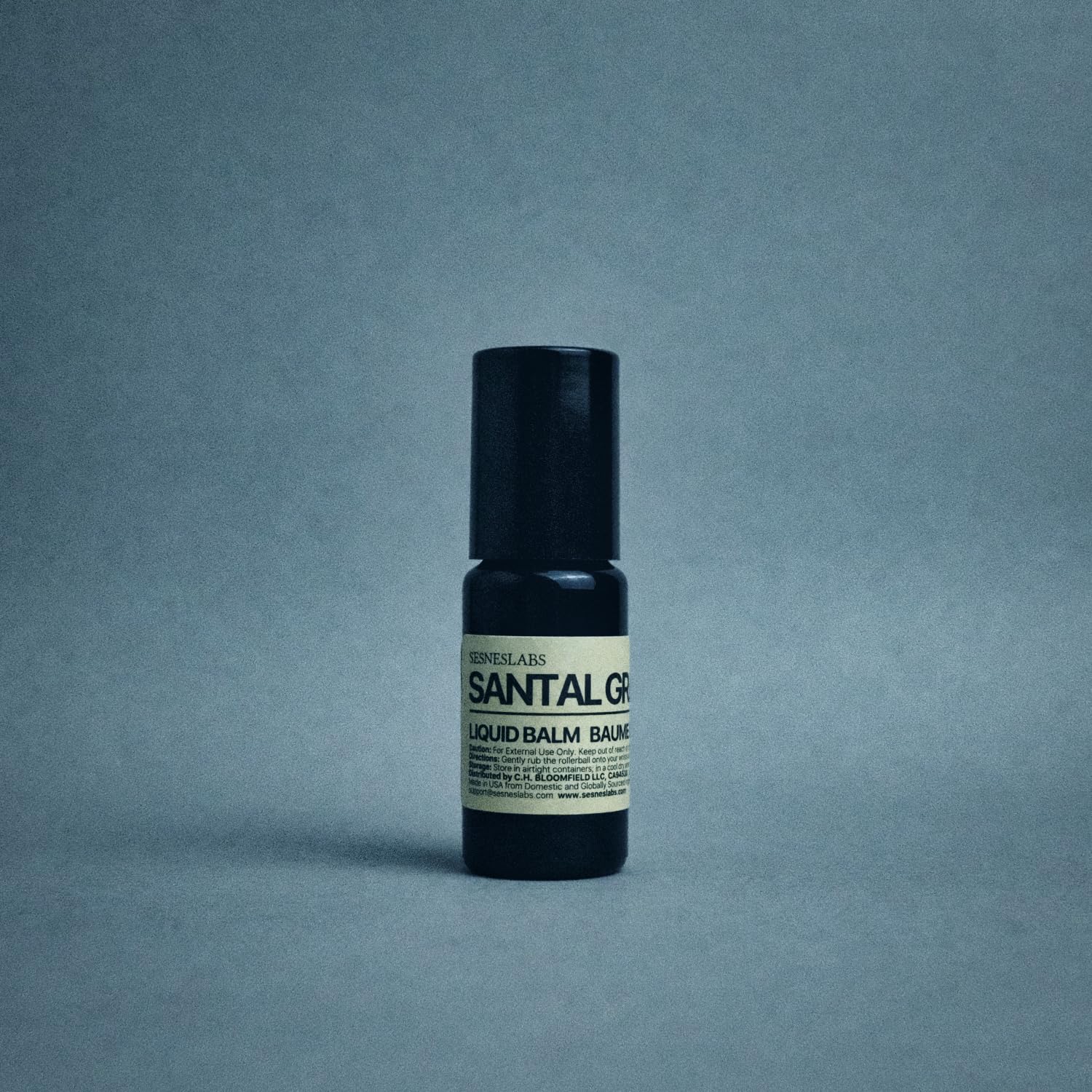 sesneslabs Santal Grass Roll-On – Alcohol-Free Unisex Perfume (10ml) | Eucalyptus, Papyrus, Cardamom & Sandalwood