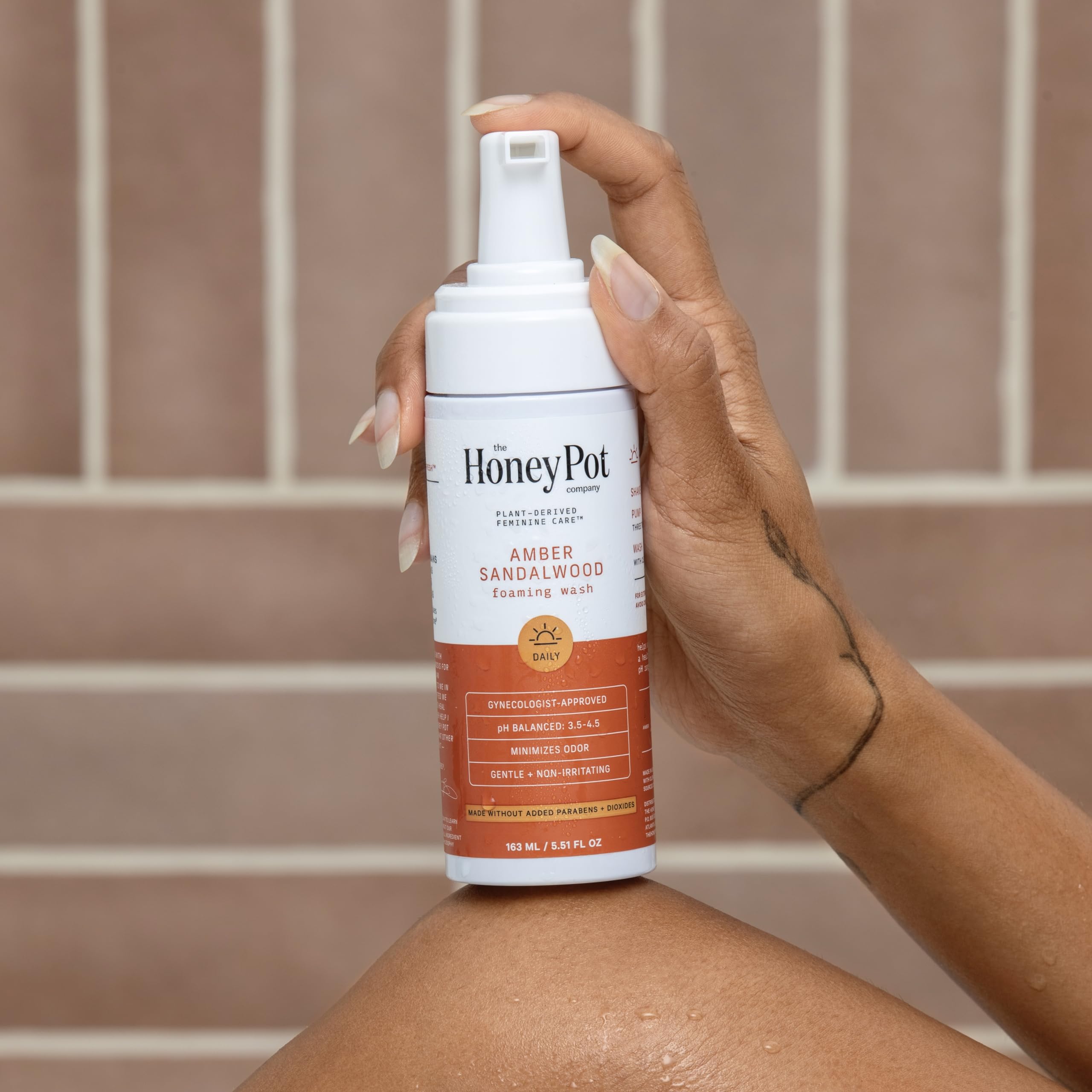The Honey Pot Company - Amber Sandalwood Feminine Wash for Sensitive Skin | pH Balanced, Plant-Based Hygiene