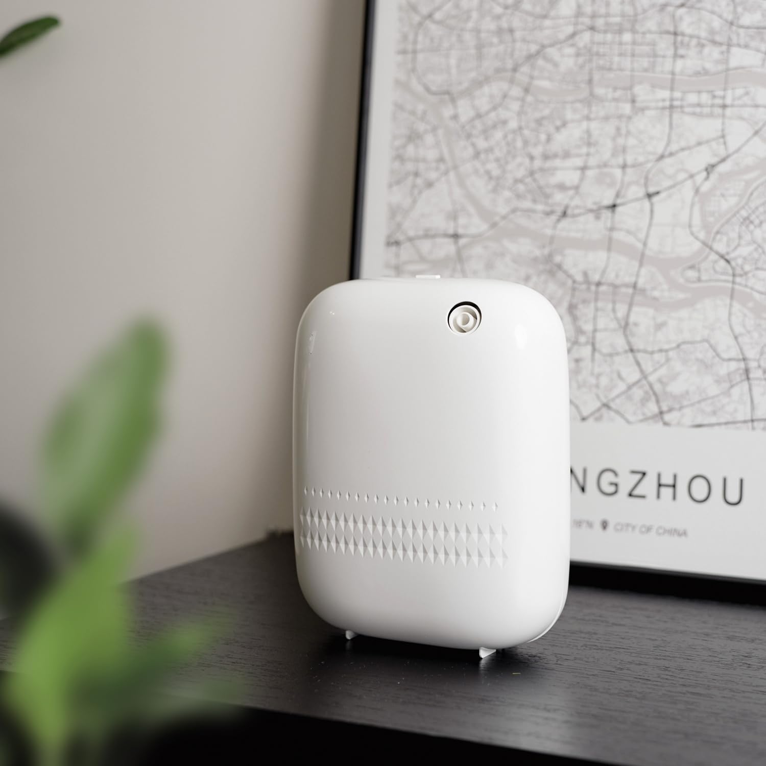 XunliAero Waterless Essential Oil Diffuser — 2000 Sqft Coverage, Wall & Desktop, 400ml, Smart App