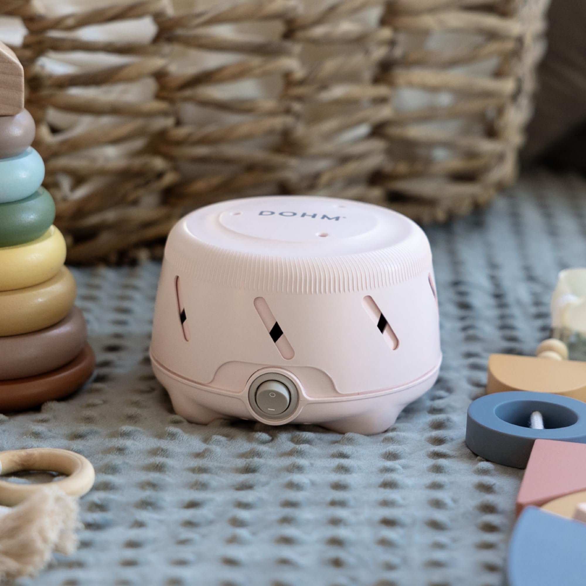 Yogasleep Dohm Uno Pink Noise Sound Machine — Adjustable Tone, Privacy & Travel Ready